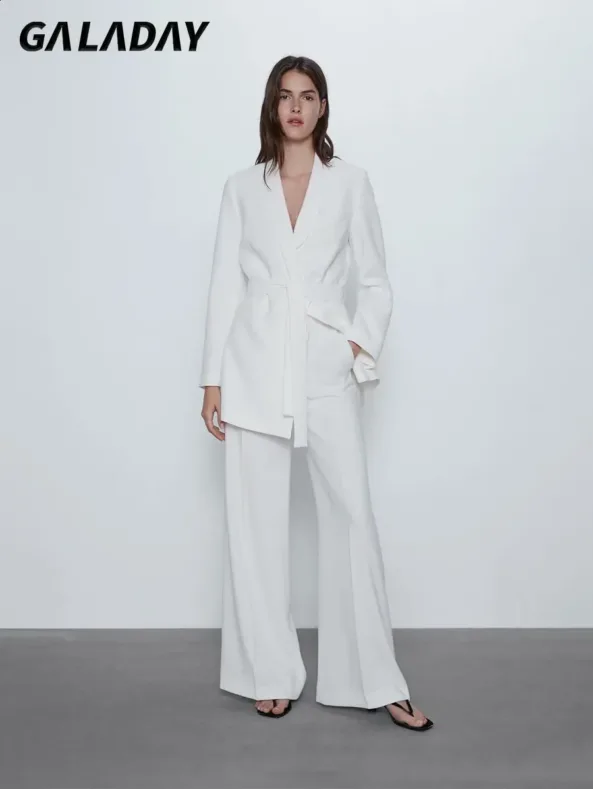 GWPANTS001852-Attributes (1)