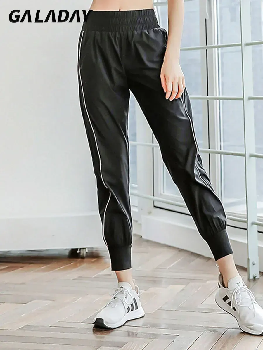 GWSWEATP001856-main (3)